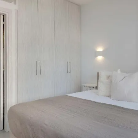 Apartament Phaedrus Living: Front Flat Kyma *